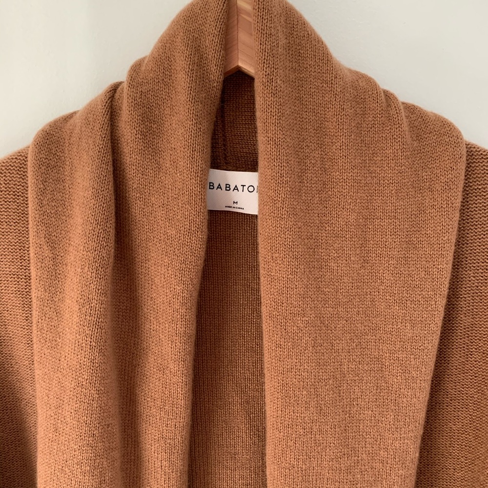 Aritzia cardigan - Picture 2 of 10